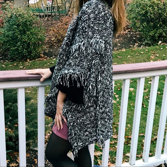 Cardigan - Picture 7 of 7